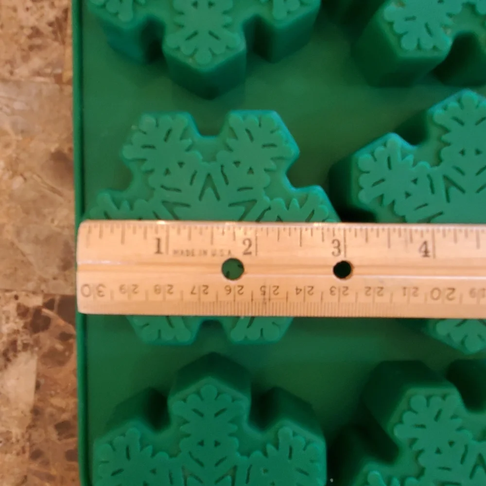 6 Large SNOWFLSKES 1 Mold NEW Silicon Baking or Resin Mold Handmade Holiday